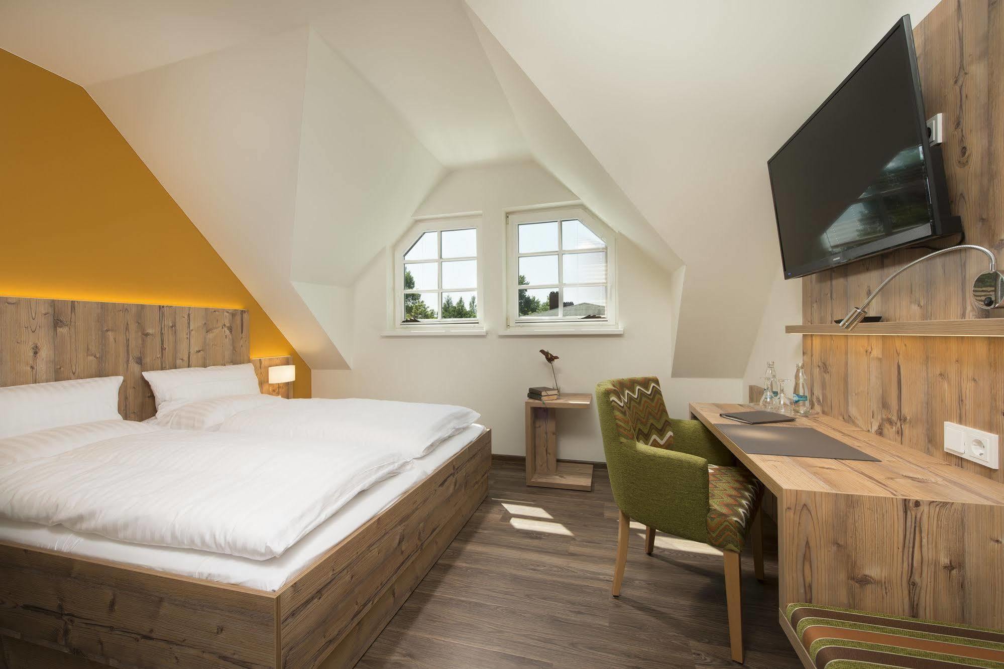 Hotel Susewind Rostock Esterno foto